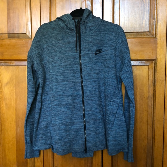 Nike zip up jacket - Picture 1 of 3